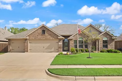 1420 Glade Meadows Dr, Joshua, TX 76058