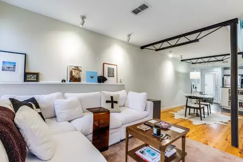 4242 Buena Vista St #16, Dallas, TX 75205