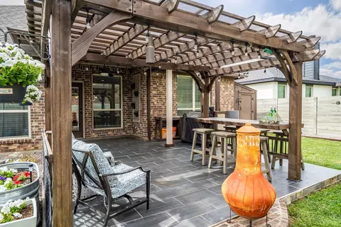 Exterior - 700 Gannet Trl, Argyle, TX 76226 photo 6 of 9