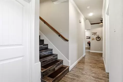 Entry Way - 1024 Tex Ln, Springtown, TX 76082 photo 3 of 3