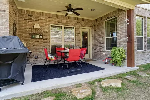 Exterior - 1024 Tex Ln, Springtown, TX 76082 photo 11 of 15