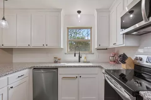 Kitchen - 103 York Dr, Lorena, TX 76655 photo 2 of 3