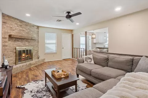 Living - 103 York Dr, Lorena, TX 76655 photo 3 of 3