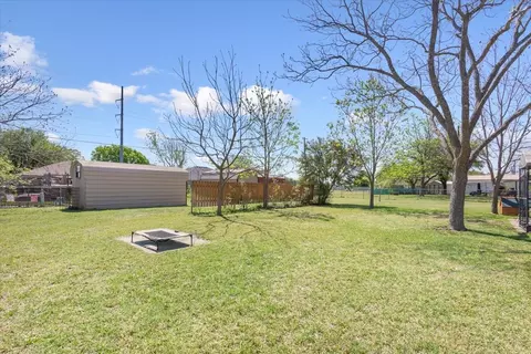 Exterior - 103 York Dr, Lorena, TX 76655 photo 7 of 7