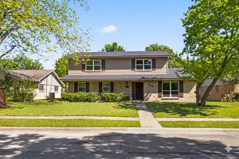738 Kingswood Ave, Richardson, TX 75080