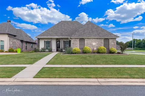 300 Ansley Cir, Benton, LA 71006