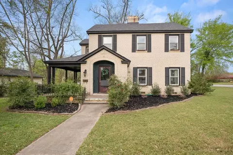 327 N Ponsard St, Troup, TX 75789