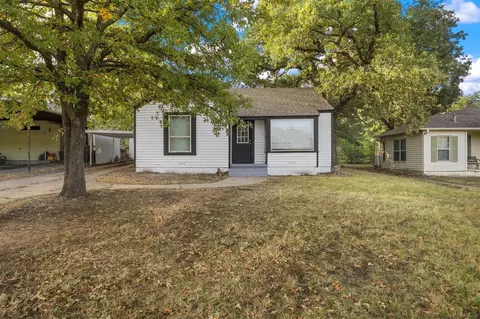 38 Vaughn Dr, Denison, TX 75020