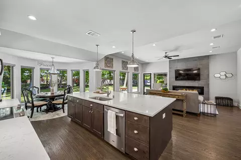 732 Creek Valley Ct, Allen, TX 75002