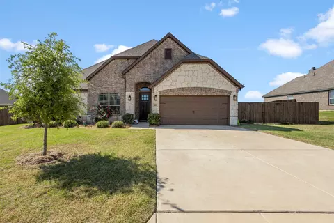 221 Prairie Dog Dr, Godley, TX 76044