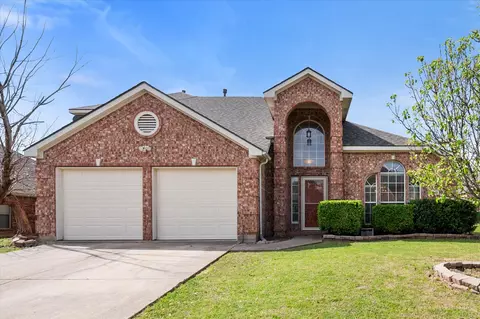 1916 Austin St, Mansfield, TX 76063