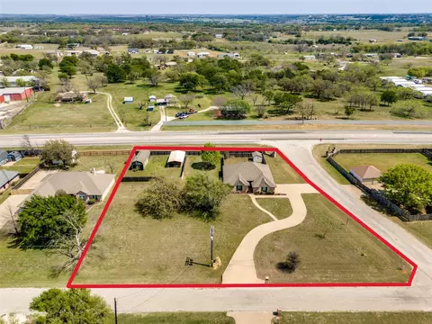 3901 Bonita Ct, Granbury, TX 76049