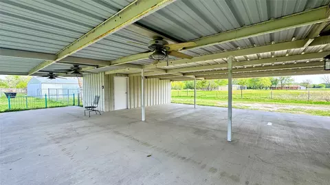 Exterior - 2050 Griffith Ave, Terrell, TX 75160 photo 2 of 3