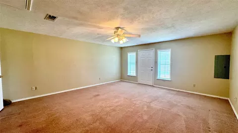 Living - 2050 Griffith Ave, Terrell, TX 75160 photo 3 of 5