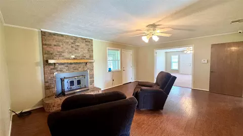 Living - 2050 Griffith Ave, Terrell, TX 75160 photo 1 of 5