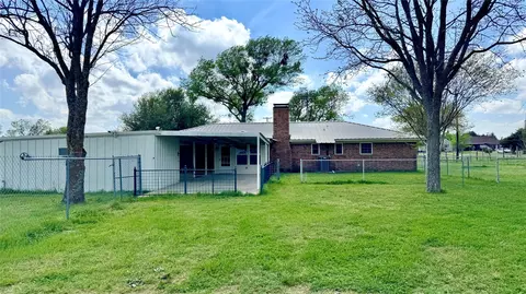 Exterior - 2050 Griffith Ave, Terrell, TX 75160 photo 3 of 3