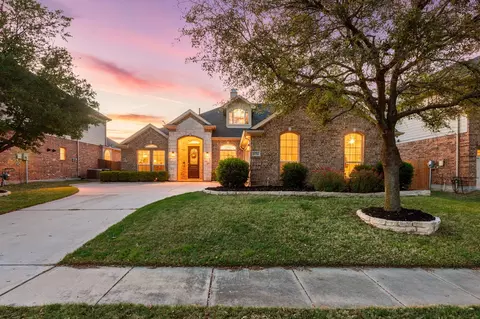 11712 Wolfcreek Ln, Fort Worth, TX 76244