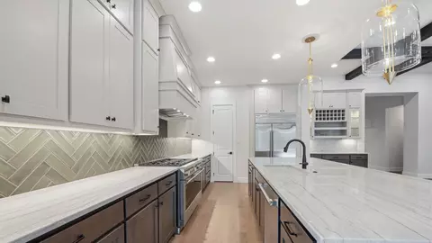 Kitchen - 3517 Stealth Run, Hurst, TX 76054 photo 2 of 3