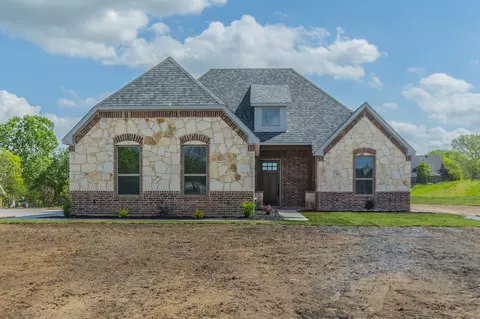 26 Kentucky Ct, Van Alstyne, TX 75495