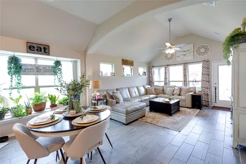 744 Sandy Chip Trl, Fort Worth, TX 76108