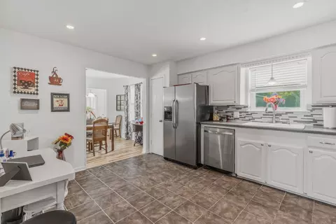 Kitchen - 604 E Fm 272, Celeste, TX 75423 photo 1 of 4