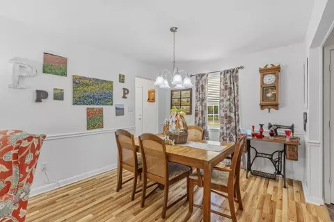 Dining - 604 E Fm 272, Celeste, TX 75423 photo 3 of 4