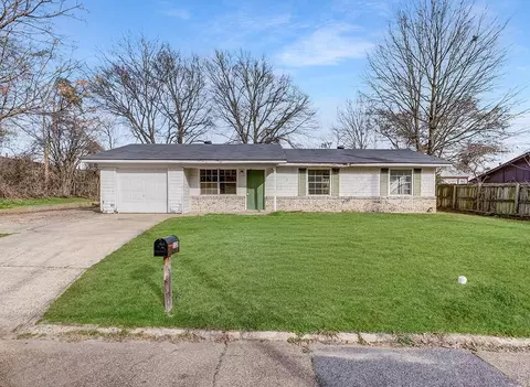 1124 Wheeler St, Texarkana, TX 75503