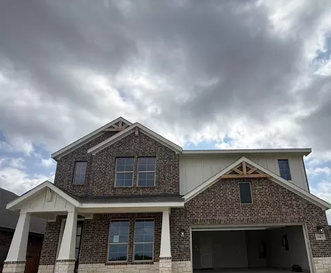 845 Elmstead Dr, Fort Worth, TX 76108