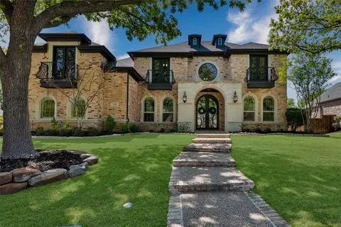 1106 Waterfall Dr, Mckinney, TX 75072