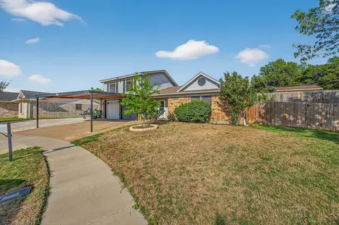 6404 Tammy Ct, Watauga, TX 76148