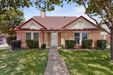 11801 Avery Ln, Balch Springs, TX 75180