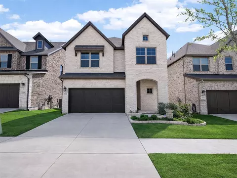 2536 Four Roses Dr, Lewisville, TX 75056