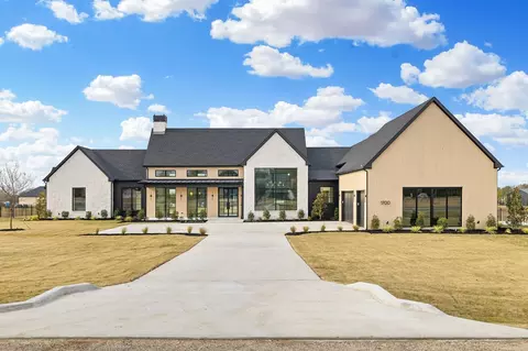 1700 Carter Ln, Gunter, TX 75058