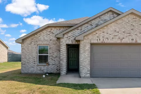 2417 Abigail Ln, Mabank, TX 75147