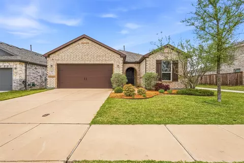 960 Tule Dr, Aubrey, TX 76227