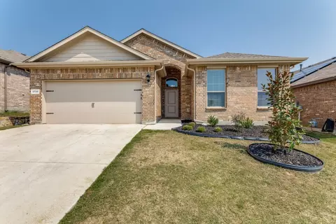 9720 Calhoun Falls Dr, Fort Worth, TX 76108