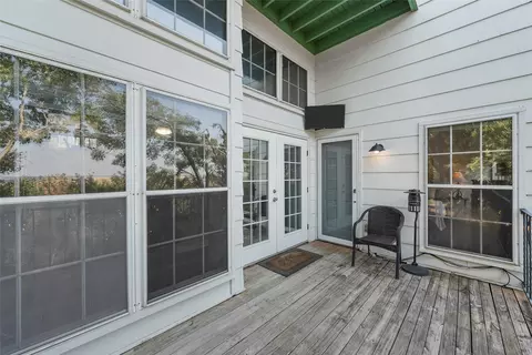 Exterior - 2901 Lake Shore Dr #407, Waco, TX 76708 photo 2 of 7