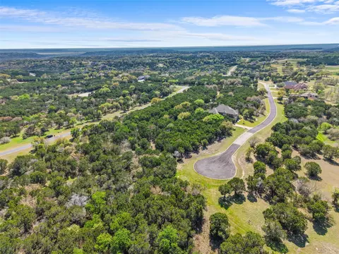 7513 St Andrews Loop, Cleburne, TX 76033 photo 2