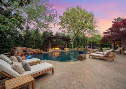 2105 Denver Dr, Southlake, TX 76092