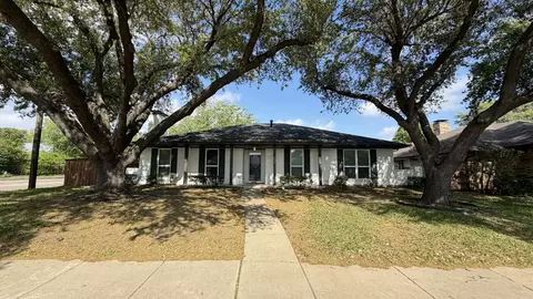 429 Stroud Ln, Garland, TX 75043