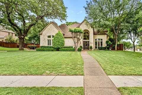 1115 Travis Ct, Southlake, TX 76092