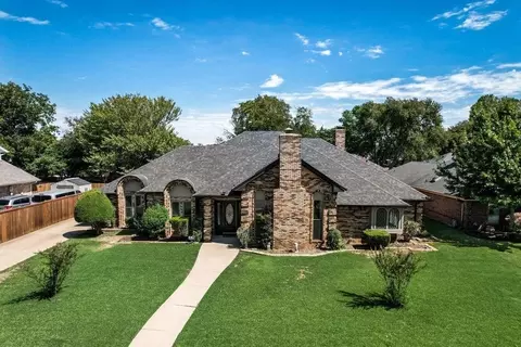 1011 Briar Hill Cir, Duncanville, TX 75137