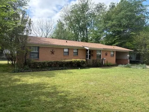 312 Radio Rd, Sulphur Springs, TX 75482