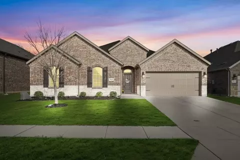 3516 Tunnel Ave, Aubrey, TX 76227