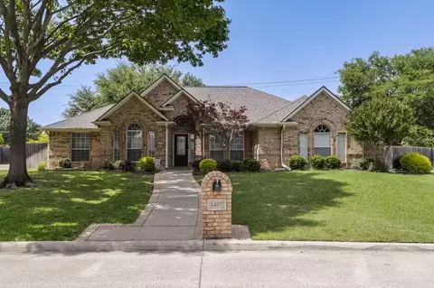 1407 Wheeler Dr, Mansfield, TX 76063
