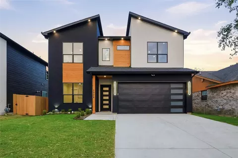 3906 Harlingen St, Dallas, TX 75212