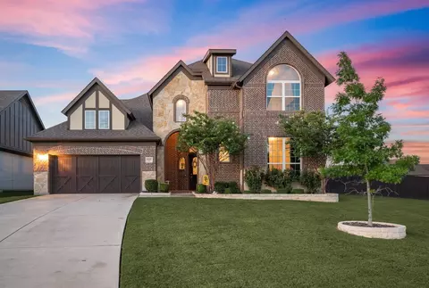 12103 Indian Creek Dr, Fort Worth, TX 76179