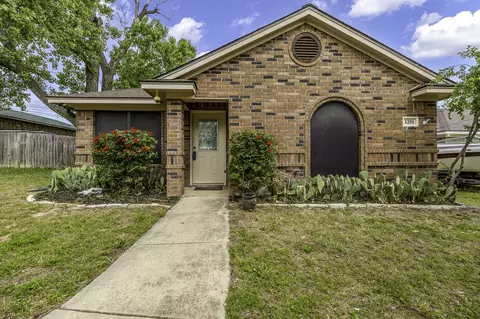 1251 W Hyman St, Stephenville, TX 76401