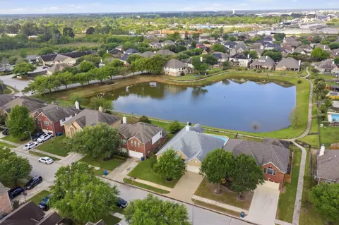 22115 Bridgestone Oak Dr, Spring, TX 77388