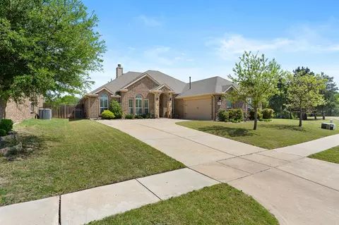 5130 Crawfish Ln, Garland, TX 75043